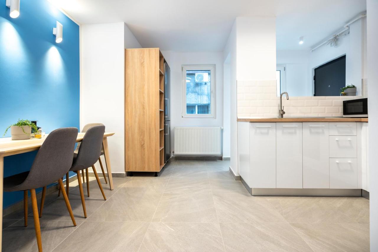 Blue Design Apartament In Magheru Bucharest Exterior photo
